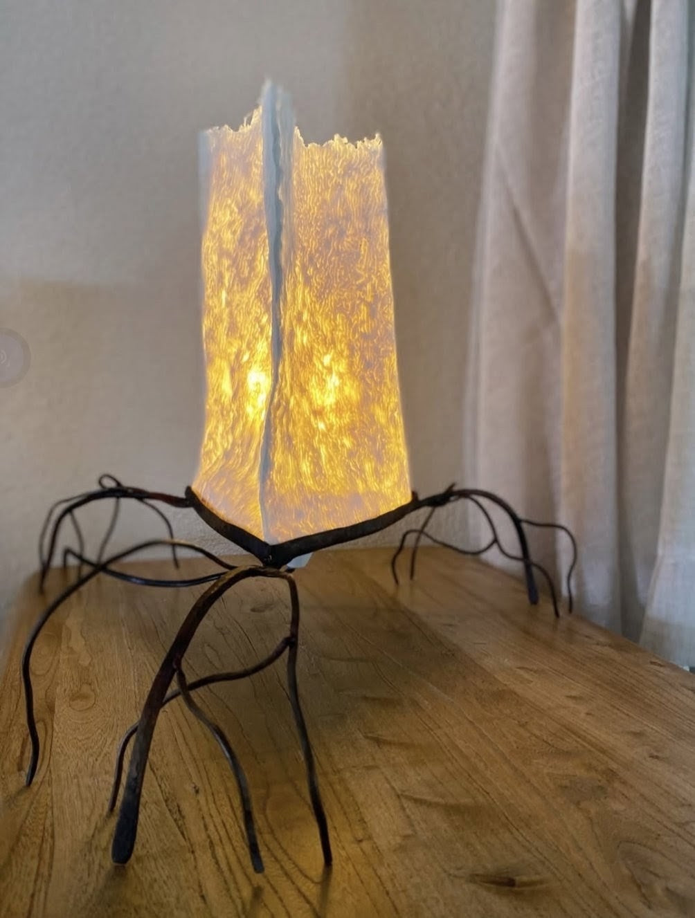 Lou Goggin - Porcelain Seaweed Triffid Lamp